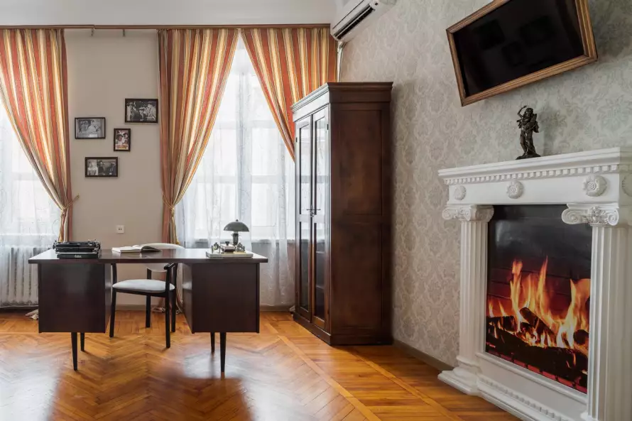 Rooms Literature Odessa, Hotel Tsentralnaya