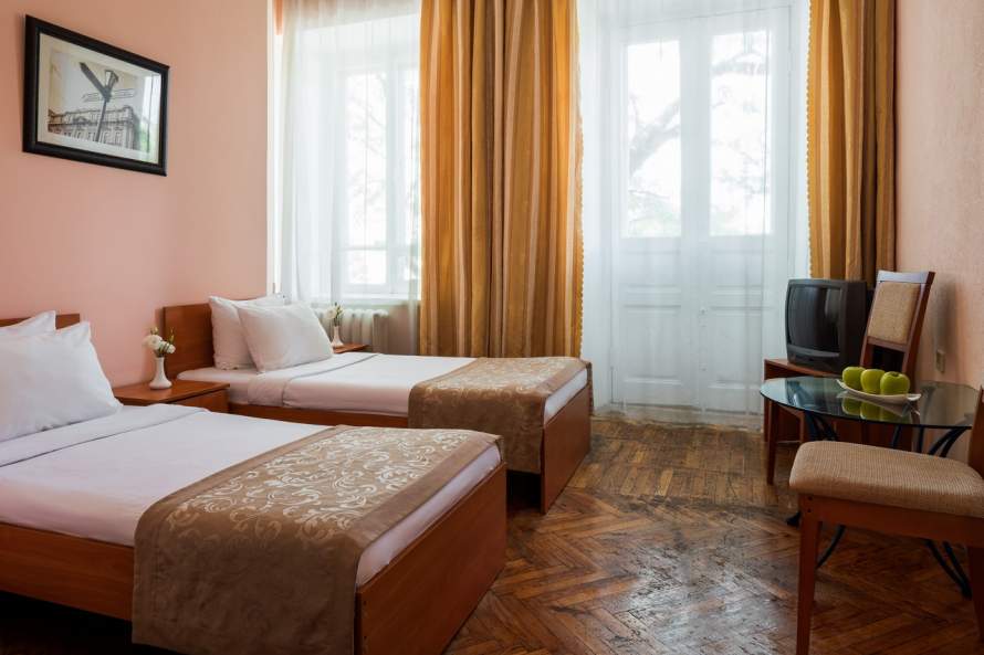 Rooms Economy Double, Hotel Tsentralnaya